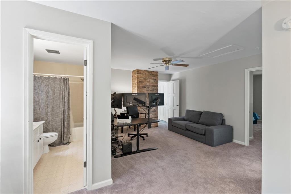 975 Buckhorn E, Sandy Springs, Georgia 30350, 6 Bedrooms Bedrooms, ,4 BathroomsBathrooms,Residential,Sold,975 Buckhorn E,7251860