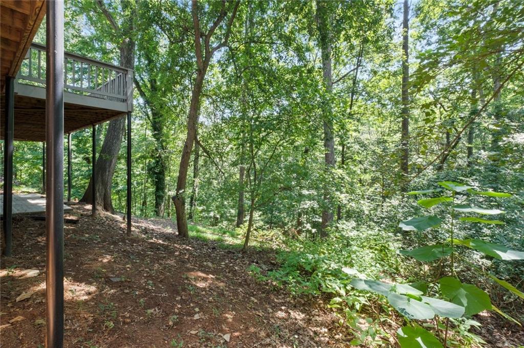 975 Buckhorn E, Sandy Springs, Georgia 30350, 6 Bedrooms Bedrooms, ,4 BathroomsBathrooms,Residential,Sold,975 Buckhorn E,7251860