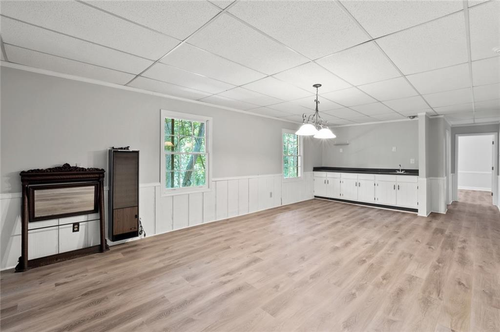 975 Buckhorn E, Sandy Springs, Georgia 30350, 6 Bedrooms Bedrooms, ,4 BathroomsBathrooms,Residential,Sold,975 Buckhorn E,7251860