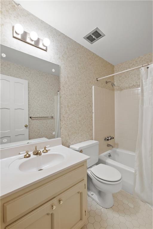 975 Buckhorn E, Sandy Springs, Georgia 30350, 6 Bedrooms Bedrooms, ,4 BathroomsBathrooms,Residential,Sold,975 Buckhorn E,7251860