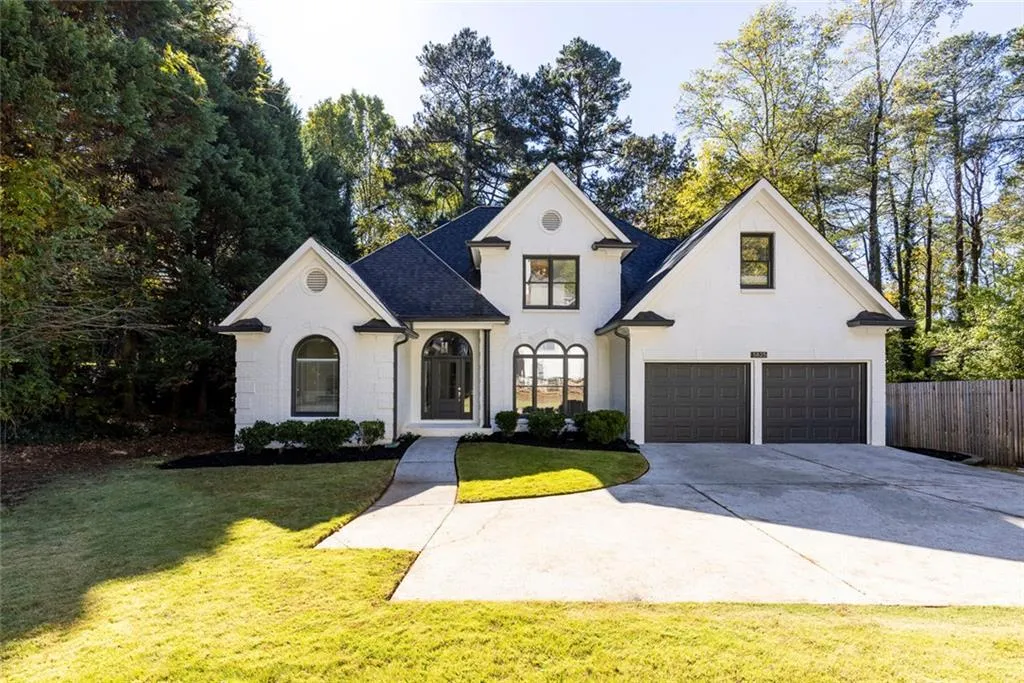 5825 Mitchell Road Nw, Atlanta, Georgia 30328, 4 Bedrooms Bedrooms, ,3 BathroomsBathrooms,Residential,For Sale,5825 Mitchell Road Nw,7704485