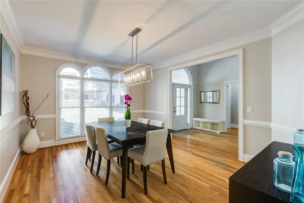 5825 Mitchell Rd_MLS_8.jpg