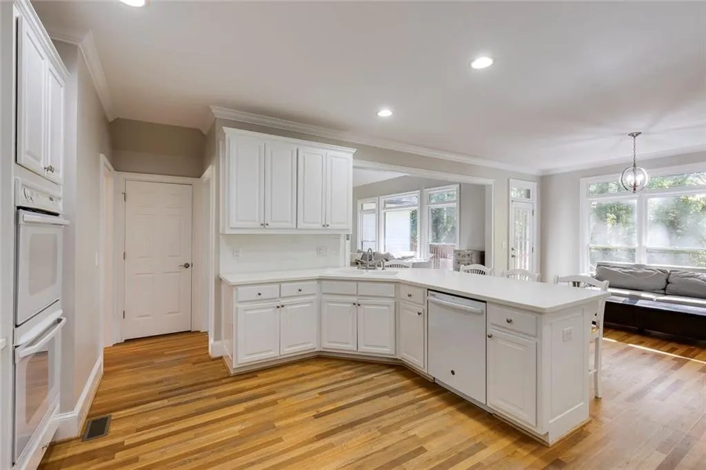 5825 Mitchell Rd_MLS_31.jpg
