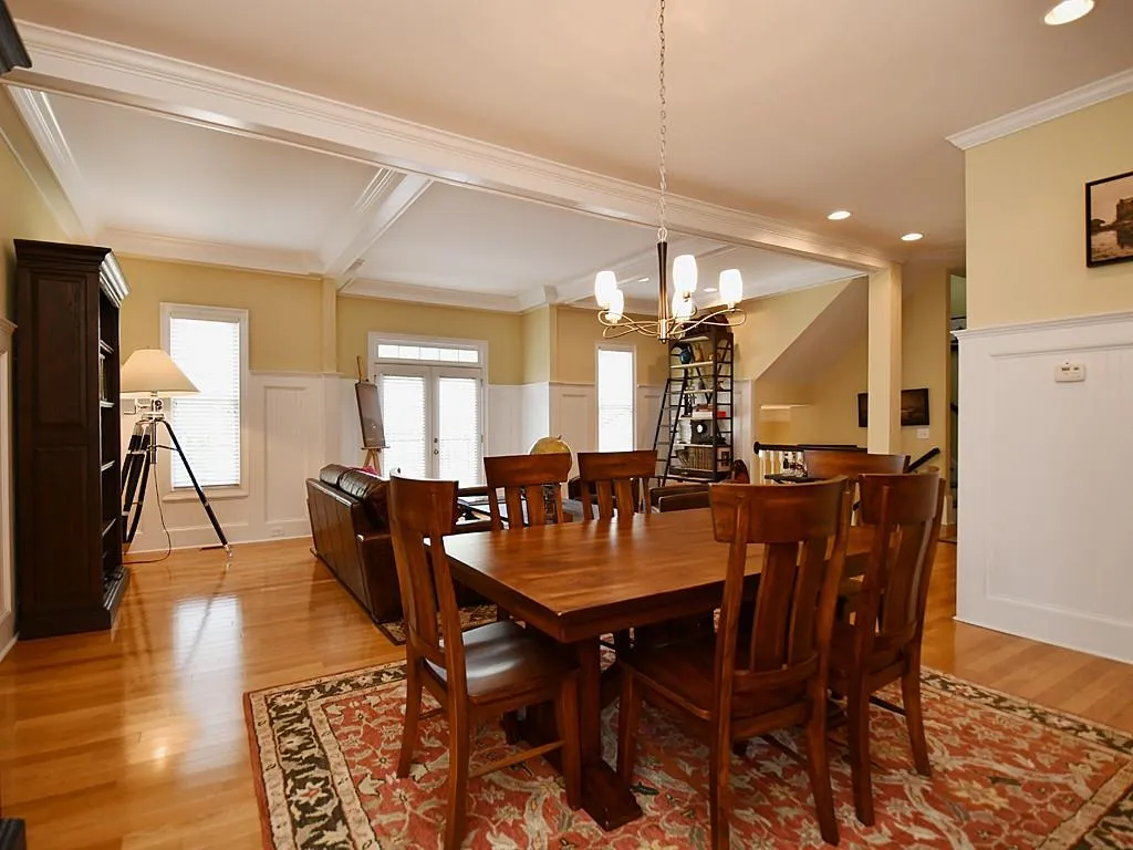 677 Royer Place, Sandy Springs, Georgia 30342, 4 Bedrooms Bedrooms, ,3 BathroomsBathrooms,Residential,Sold,677 Royer Place,5942228