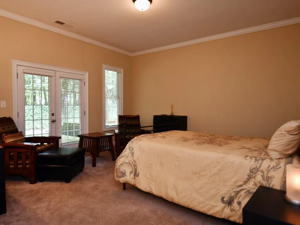 677 Royer Place, Sandy Springs, Georgia 30342, 4 Bedrooms Bedrooms, ,3 BathroomsBathrooms,Residential,Sold,677 Royer Place,5942228