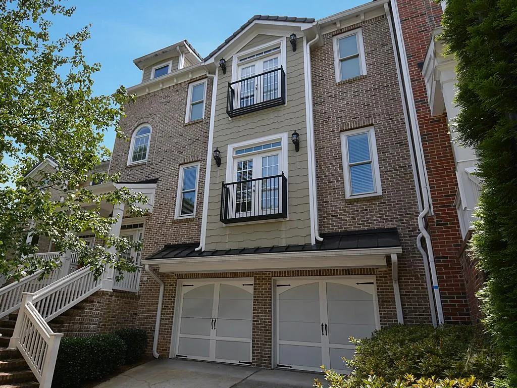 677 Royer Place, Sandy Springs, Georgia 30342, 4 Bedrooms Bedrooms, ,3 BathroomsBathrooms,Residential,Sold,677 Royer Place,5942228