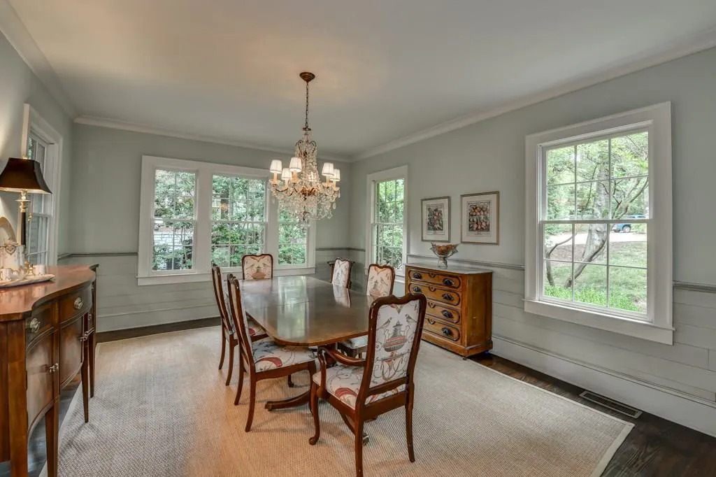 2914 Arden Road Nw, Atlanta, Georgia 30327, 4 Bedrooms Bedrooms, ,4 BathroomsBathrooms,Residential,Sold,2914 Arden Road Nw,5728206