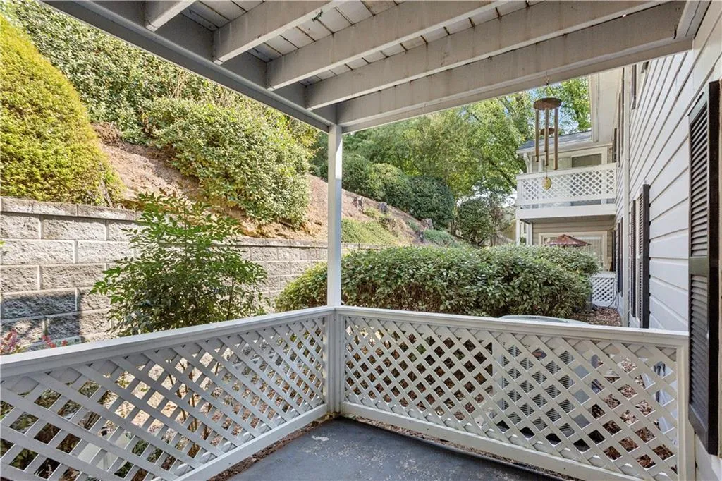 1308 Natchez Trace, Atlanta, Georgia 30350, 2 Bedrooms Bedrooms, ,1 BathroomBathrooms,Residential,For Sale,1308 Natchez Trace,7655066