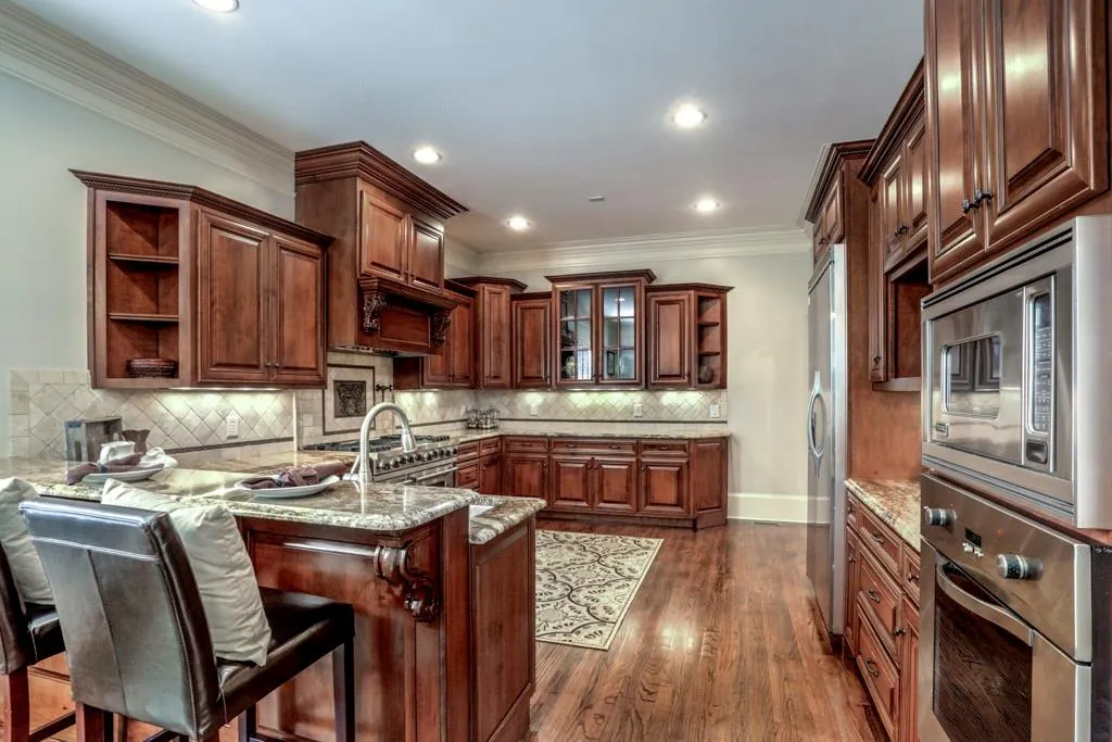 18 High Top Circle, Atlanta, Georgia 30328, 5 Bedrooms Bedrooms, ,5 BathroomsBathrooms,Residential,Sold,18 High Top Circle,6073849