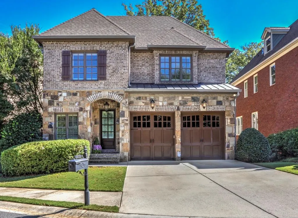 18 High Top Circle, Atlanta, Georgia 30328, 5 Bedrooms Bedrooms, ,5 BathroomsBathrooms,Residential,Sold,18 High Top Circle,6073849