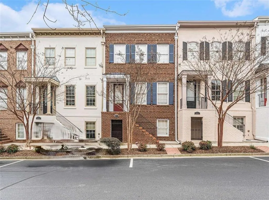 1035 Pearl, Atlanta, Georgia 30328, 4 Bedrooms Bedrooms, ,3 BathroomsBathrooms,Residential,For Sale,1035 Pearl,7719510