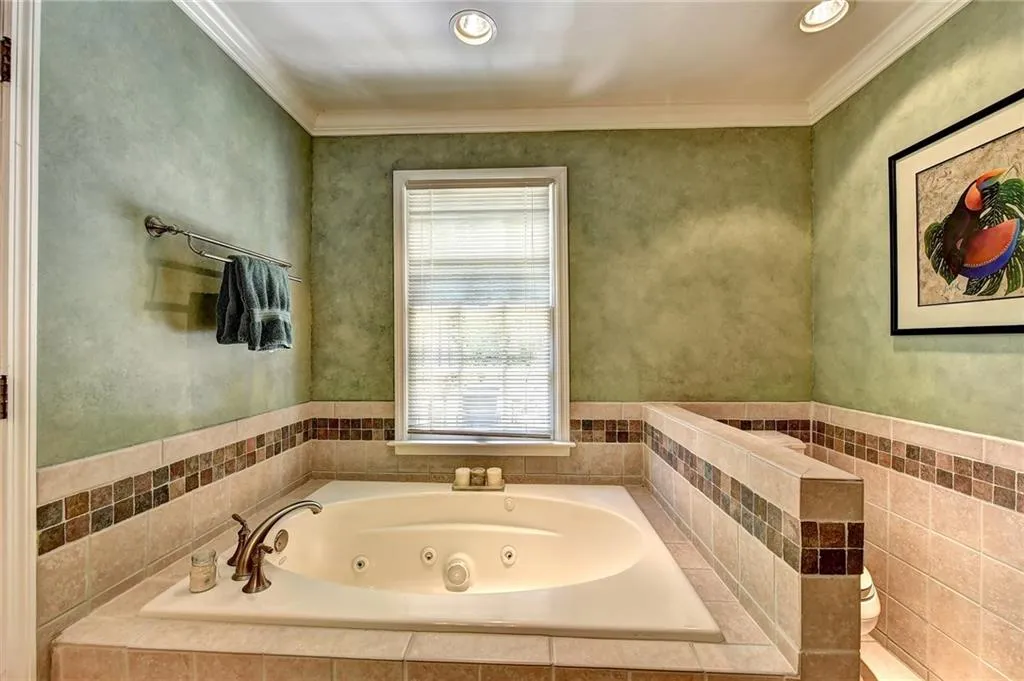 265 Danbury Lane, Atlanta, Georgia 30327, 5 Bedrooms Bedrooms, ,4 BathroomsBathrooms,Residential,Sold,265 Danbury Lane,6035392