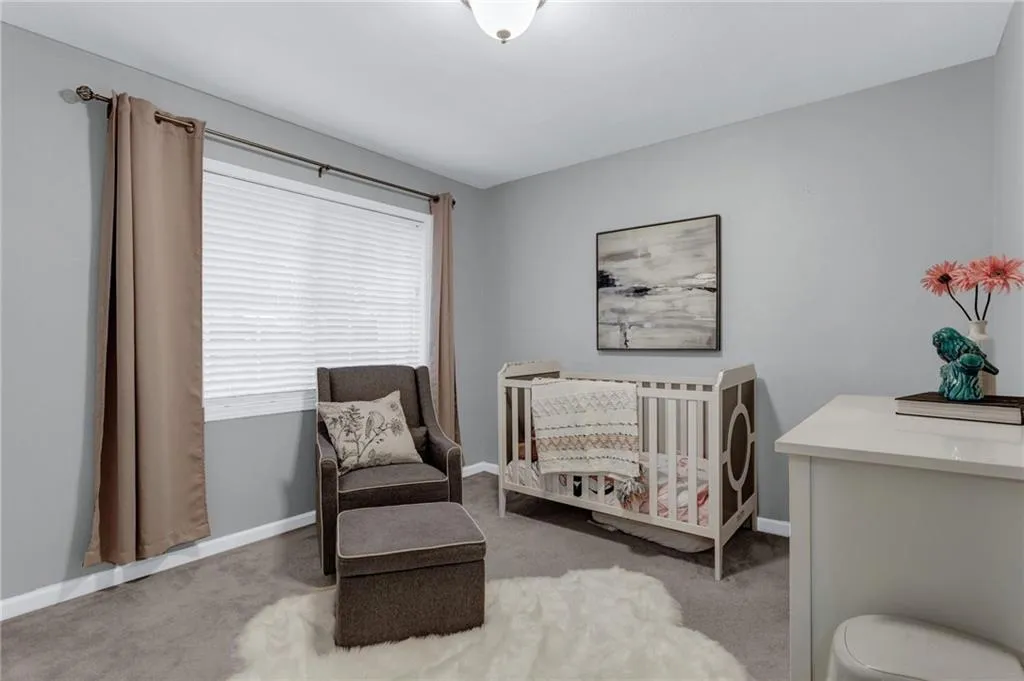 6940 Roswell Road Unit 21f, Sandy Springs, Georgia 30328, 2 Bedrooms Bedrooms, ,1 BathroomBathrooms,Residential,Sold,6940 Roswell Road Unit 21f,7082050