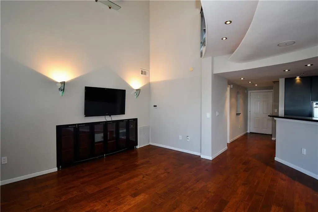 795 Hammond Drive Unit 2403, Atlanta, Georgia 30328, 1 Bedroom Bedrooms, ,1 BathroomBathrooms,Residential,Sold,795 Hammond Drive Unit 2403,6129209