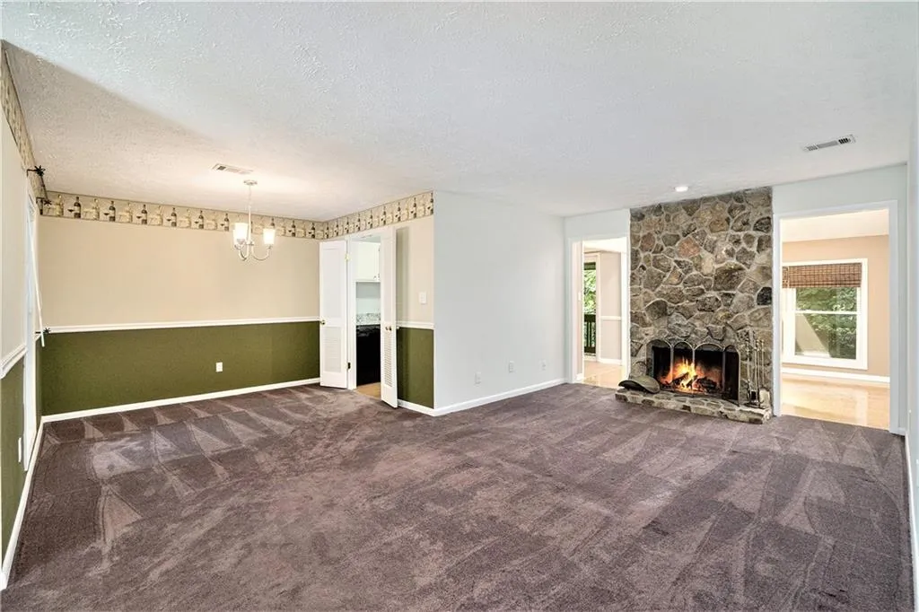 8740 Roswell Unit 7d, Sandy Springs, Georgia 30350, 2 Bedrooms Bedrooms, ,2 BathroomsBathrooms,Residential,Sold,8740 Roswell Unit 7d,6952715