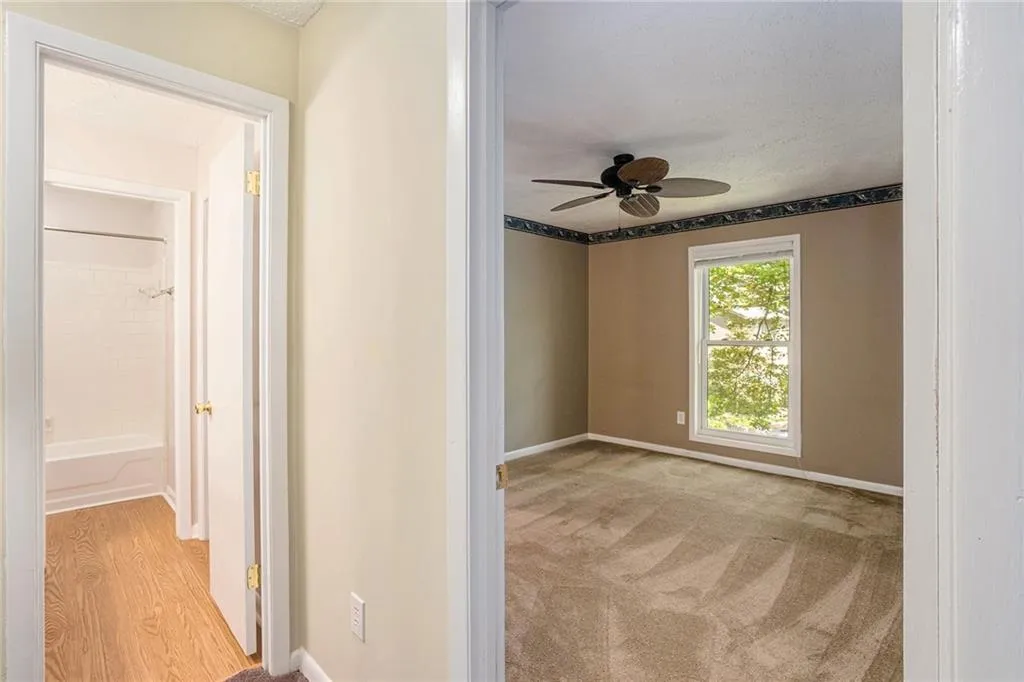 8740 Roswell Unit 7d, Sandy Springs, Georgia 30350, 2 Bedrooms Bedrooms, ,2 BathroomsBathrooms,Residential,Sold,8740 Roswell Unit 7d,6952715