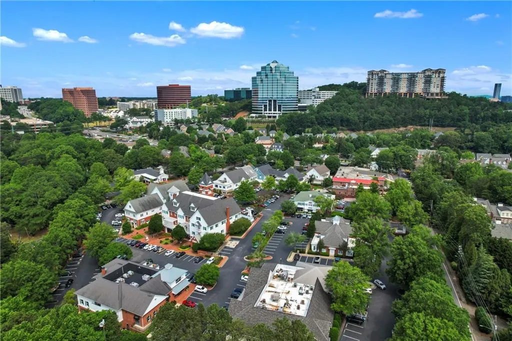 4850 Ivy Ridge Drive Se Unit 304, Atlanta, Georgia 30339, 2 Bedrooms Bedrooms, ,2 BathroomsBathrooms,Residential,For Sale,4850 Ivy Ridge Drive Se Unit 304,7652622