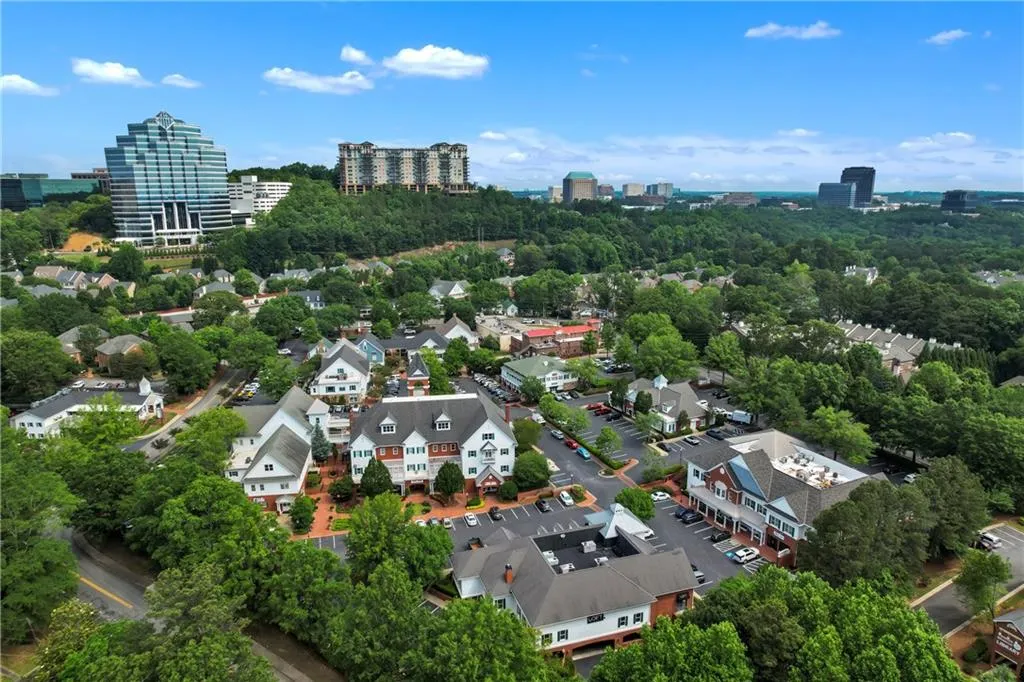 4850 Ivy Ridge Drive Se Unit 304, Atlanta, Georgia 30339, 2 Bedrooms Bedrooms, ,2 BathroomsBathrooms,Residential,For Sale,4850 Ivy Ridge Drive Se Unit 304,7652622