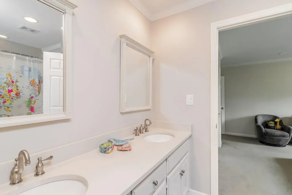 7850 Fawndale Way, Atlanta, Georgia 30350, 5 Bedrooms Bedrooms, ,4 BathroomsBathrooms,Residential,Sold,7850 Fawndale Way,6016837