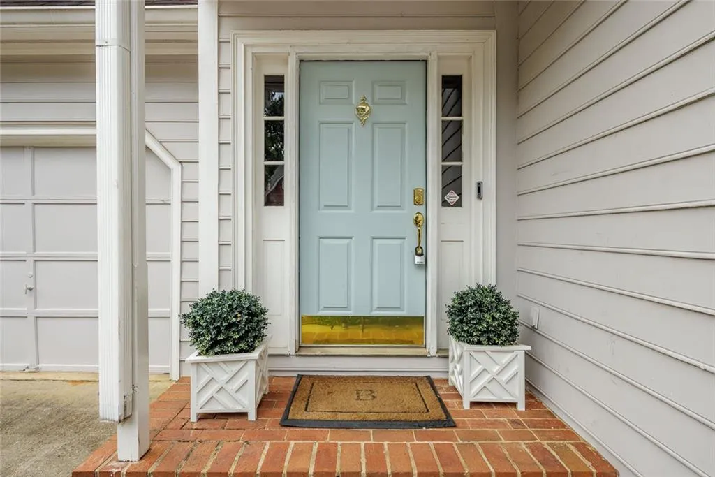 1085 Dunbarton Trace Ne, Brookhaven, Georgia 30319, 3 Bedrooms Bedrooms, ,2 BathroomsBathrooms,Residential,For Sale,1085 Dunbarton Trace Ne,7636578