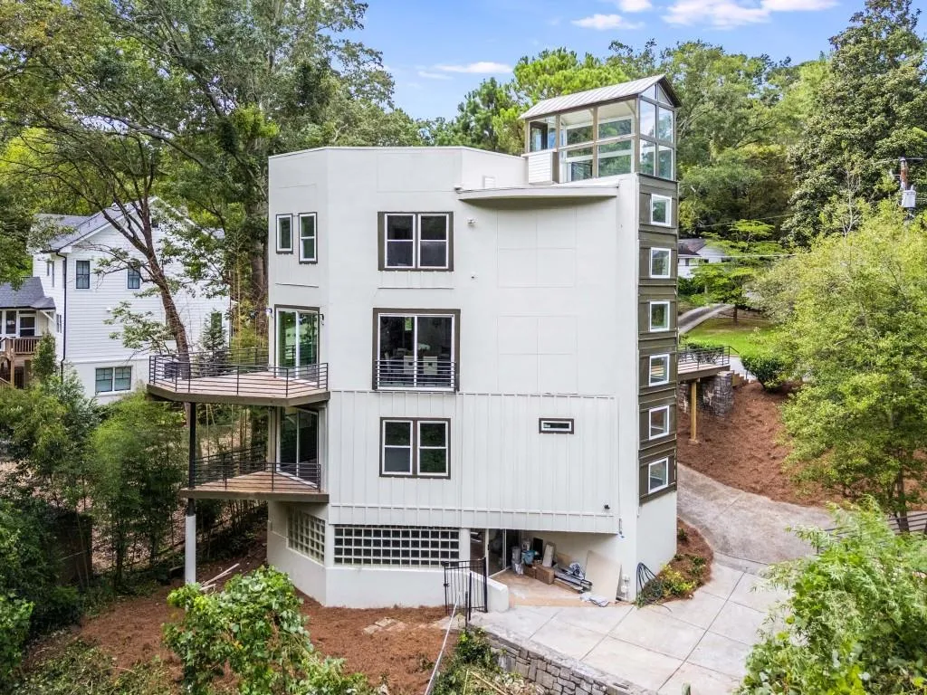 335 Eureka Drive Ne, Atlanta, Georgia 30305, 4 Bedrooms Bedrooms, ,3 BathroomsBathrooms,Residential,For Sale,335 Eureka Drive Ne,7637364