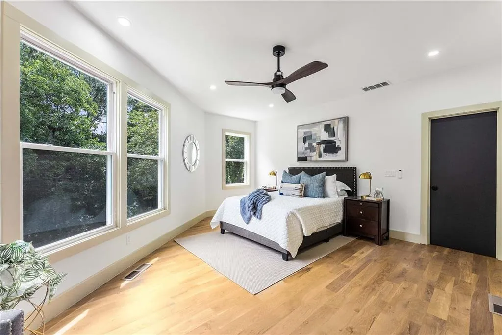 335 Eureka Drive Ne, Atlanta, Georgia 30305, 4 Bedrooms Bedrooms, ,3 BathroomsBathrooms,Residential,For Sale,335 Eureka Drive Ne,7637364