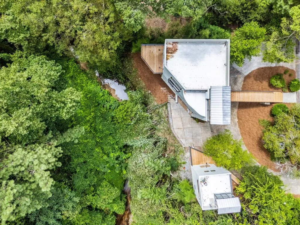 335 Eureka Drive Ne, Atlanta, Georgia 30305, 4 Bedrooms Bedrooms, ,3 BathroomsBathrooms,Residential,For Sale,335 Eureka Drive Ne,7637364