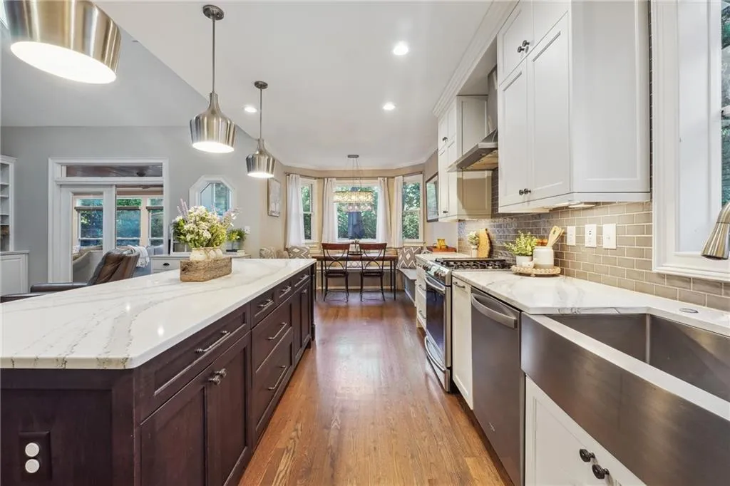 No expense was spared with this kitchen renovation a few years ago!