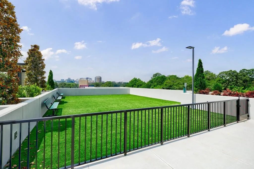 2425 Peachtree Road Unit 1806, Atlanta, Georgia 30305, 3 Bedrooms Bedrooms, ,3 BathroomsBathrooms,Residential,For Sale,2425 Peachtree Road Unit 1806,7598826