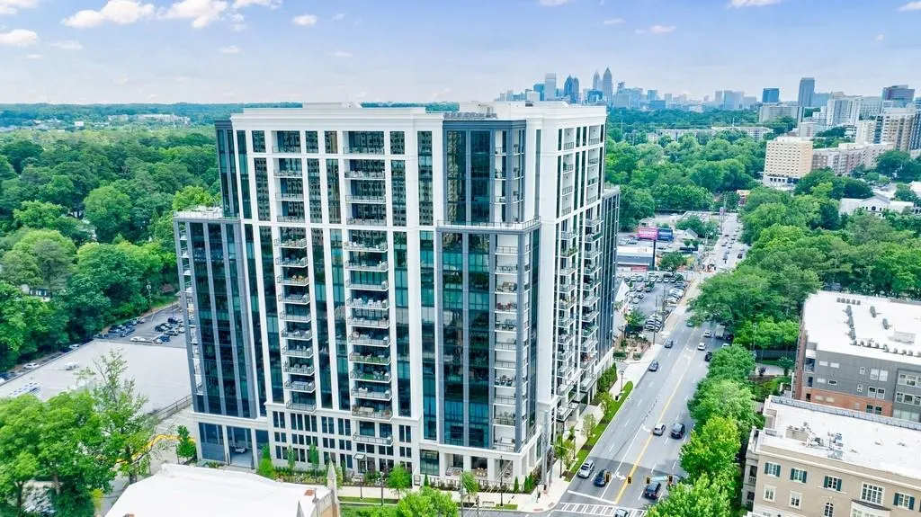 2425 Peachtree Road Unit 1806, Atlanta, Georgia 30305, 3 Bedrooms Bedrooms, ,3 BathroomsBathrooms,Residential,For Sale,2425 Peachtree Road Unit 1806,7598826