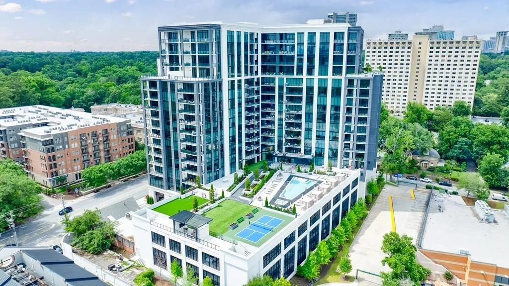 2425 Peachtree Road Unit 1806, Atlanta, Georgia 30305, 3 Bedrooms Bedrooms, ,3 BathroomsBathrooms,Residential,For Sale,2425 Peachtree Road Unit 1806,7598826