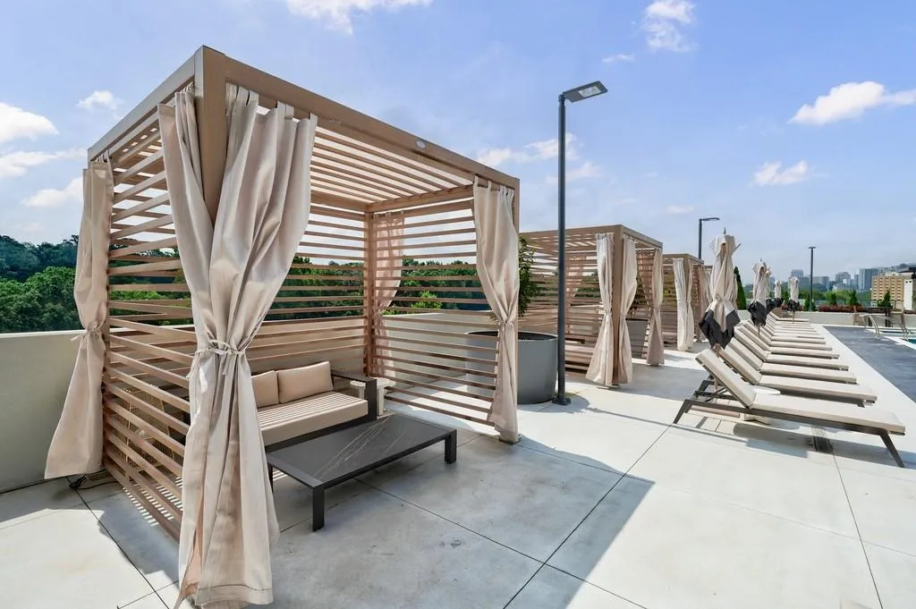 2425 Peachtree Road Unit 1806, Atlanta, Georgia 30305, 3 Bedrooms Bedrooms, ,3 BathroomsBathrooms,Residential,For Sale,2425 Peachtree Road Unit 1806,7598826