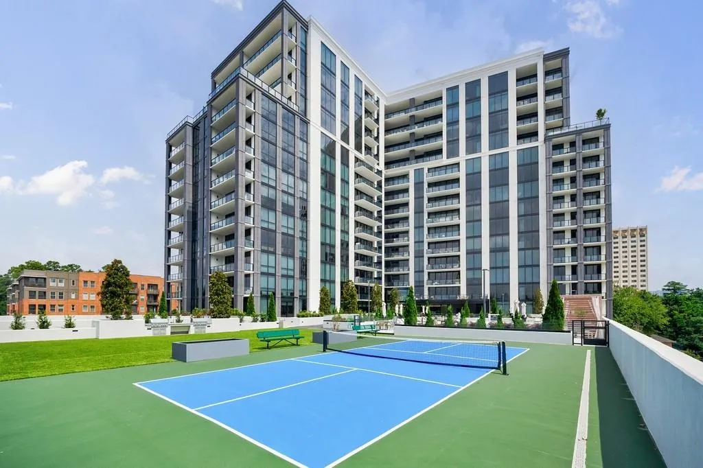 2425 Peachtree Road Unit 1806, Atlanta, Georgia 30305, 3 Bedrooms Bedrooms, ,3 BathroomsBathrooms,Residential,For Sale,2425 Peachtree Road Unit 1806,7598826