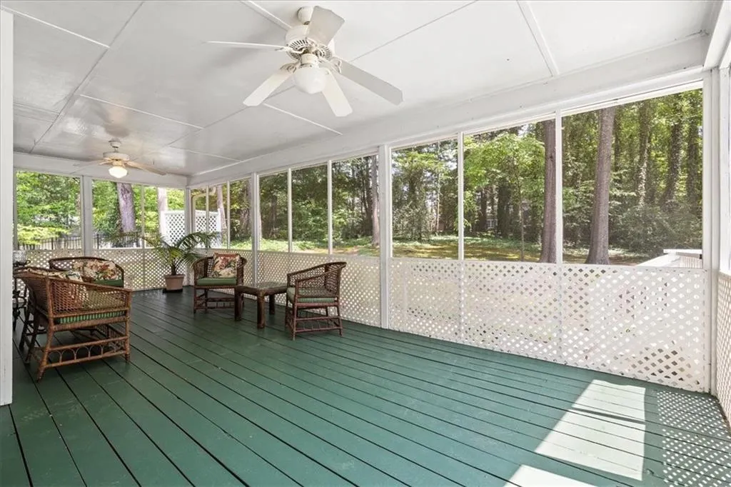 9570 Roberts Drive, Sandy Springs, Georgia 30350, 4 Bedrooms Bedrooms, ,3 BathroomsBathrooms,Residential,Sold,9570 Roberts Drive,7221845