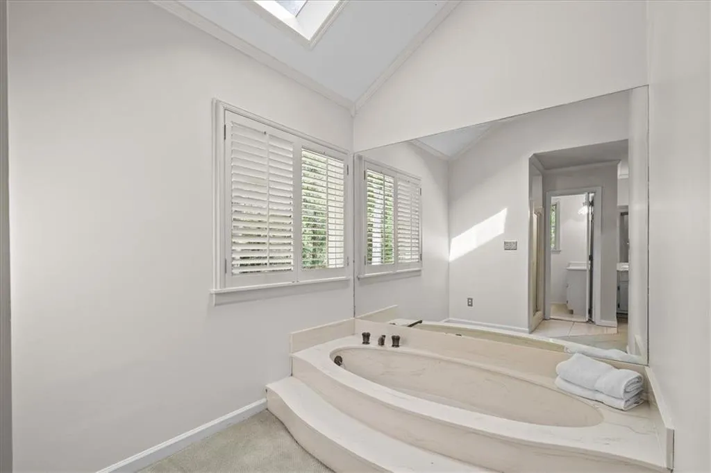 9570 Roberts Drive, Sandy Springs, Georgia 30350, 4 Bedrooms Bedrooms, ,3 BathroomsBathrooms,Residential,Sold,9570 Roberts Drive,7221845