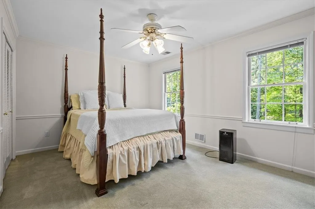 9570 Roberts Drive, Sandy Springs, Georgia 30350, 4 Bedrooms Bedrooms, ,3 BathroomsBathrooms,Residential,Sold,9570 Roberts Drive,7221845