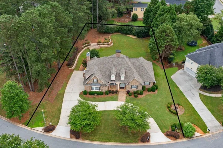 15 Stratford Way, Newnan, Georgia 30265