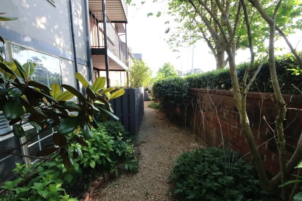 6851 Roswell Road Unit D-15, Sandy Springs, Georgia 30328, 3 Bedrooms Bedrooms, ,2 BathroomsBathrooms,Residential,Sold,6851 Roswell Road Unit D-15,6901859