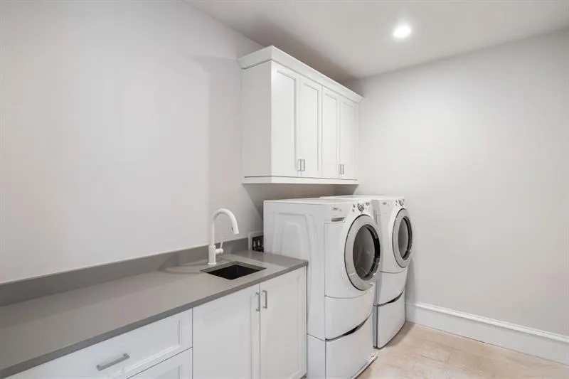 229 Dovecrest Drive, Atlanta, Georgia 30305, 4 Bedrooms Bedrooms, ,4 BathroomsBathrooms,Residential,For Sale,229 Dovecrest Drive,7621746