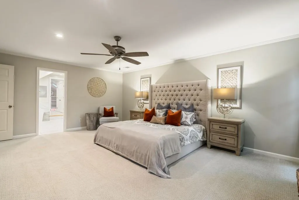 Newer Paint & Carpet Throughout!