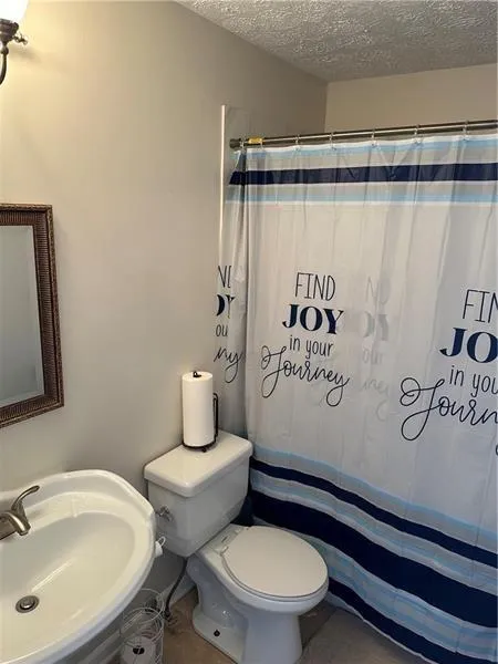 Upstairs quest bathroom
