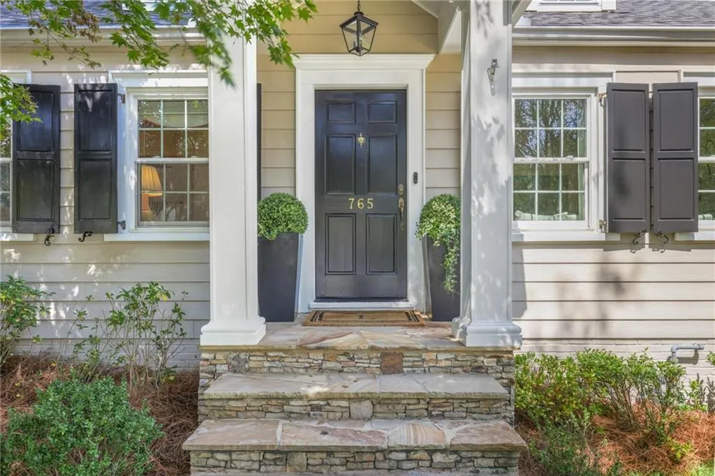 765 Wilson Road Nw, Atlanta, Georgia 30318, 4 Bedrooms Bedrooms, ,4 BathroomsBathrooms,Residential,For Sale,765 Wilson Road Nw,7651019