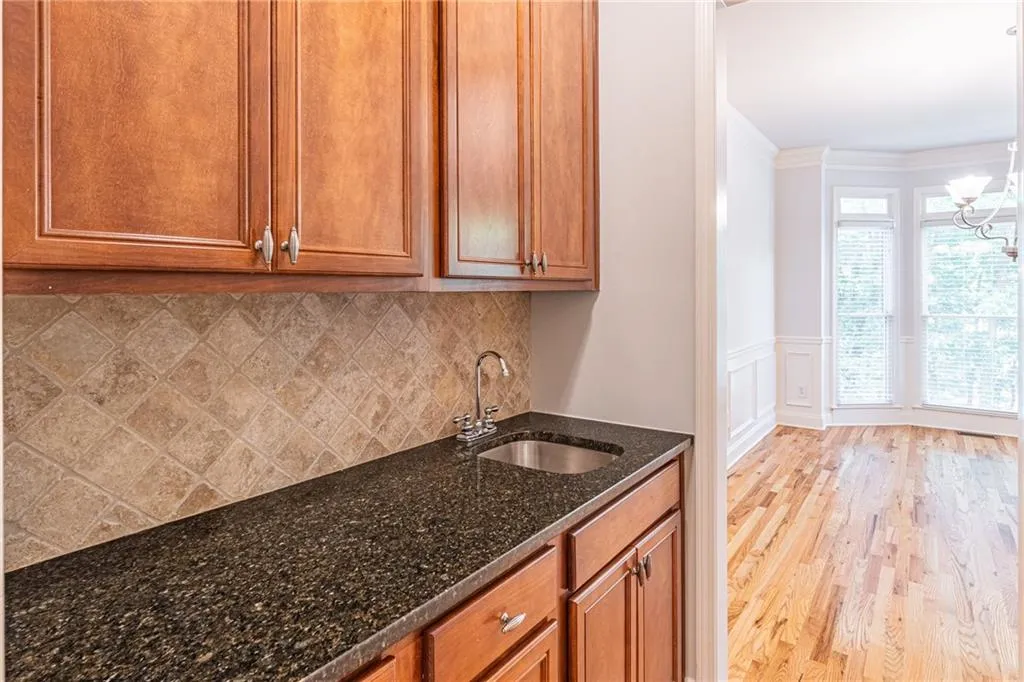5557 Julian Place, Sandy Springs, Georgia 30342, 3 Bedrooms Bedrooms, ,3 BathroomsBathrooms,Residential,Sold,5557 Julian Place,7379379