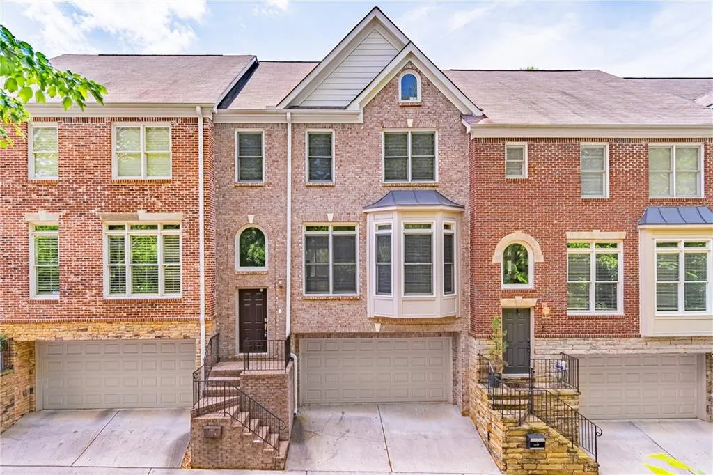 5557 Julian Place, Sandy Springs, Georgia 30342, 3 Bedrooms Bedrooms, ,3 BathroomsBathrooms,Residential,Sold,5557 Julian Place,7379379