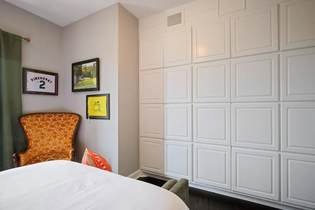 2626 Peachtree Road Nw Unit 1104, Atlanta, Georgia 30305, 2 Bedrooms Bedrooms, 0 ,2 BathroomsBathrooms,Residential,For Sale,2626 Peachtree Road Nw Unit 1104,7752635
