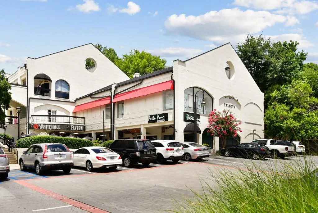 2626 Peachtree Road Nw Unit 1104, Atlanta, Georgia 30305, 2 Bedrooms Bedrooms, 0 ,2 BathroomsBathrooms,Residential,For Sale,2626 Peachtree Road Nw Unit 1104,7752635