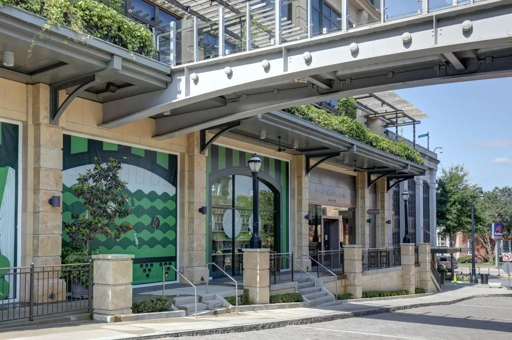 2626 Peachtree Road Nw Unit 1104, Atlanta, Georgia 30305, 2 Bedrooms Bedrooms, 0 ,2 BathroomsBathrooms,Residential,For Sale,2626 Peachtree Road Nw Unit 1104,7752635