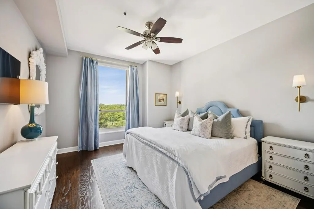 2626 Peachtree Road Nw Unit 1104, Atlanta, Georgia 30305, 2 Bedrooms Bedrooms, 0 ,2 BathroomsBathrooms,Residential,For Sale,2626 Peachtree Road Nw Unit 1104,7752635