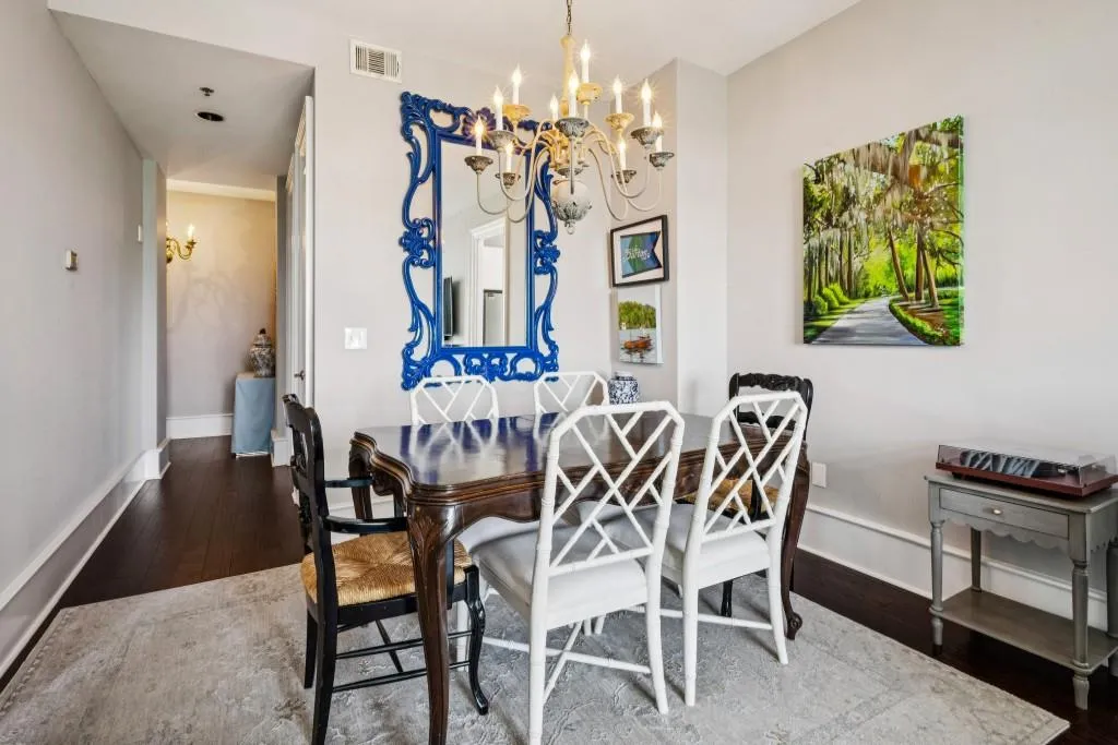 2626 Peachtree Road Nw Unit 1104, Atlanta, Georgia 30305, 2 Bedrooms Bedrooms, 0 ,2 BathroomsBathrooms,Residential,For Sale,2626 Peachtree Road Nw Unit 1104,7752635