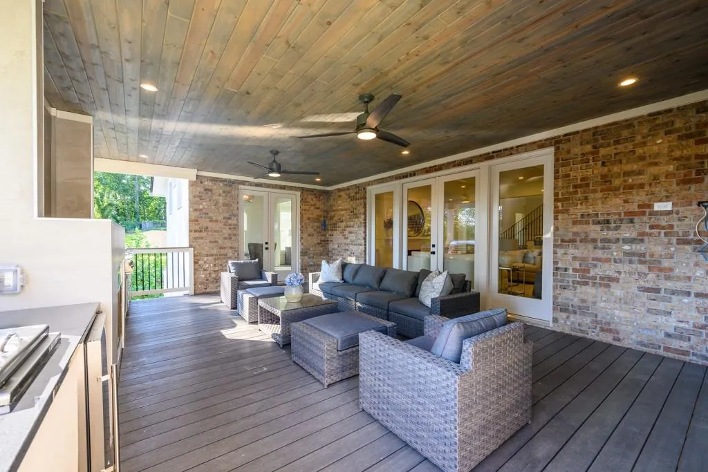702 Bass Way, Atlanta, Georgia 30328, 5 Bedrooms Bedrooms, ,5 BathroomsBathrooms,Residential,Sold,702 Bass Way,6625264